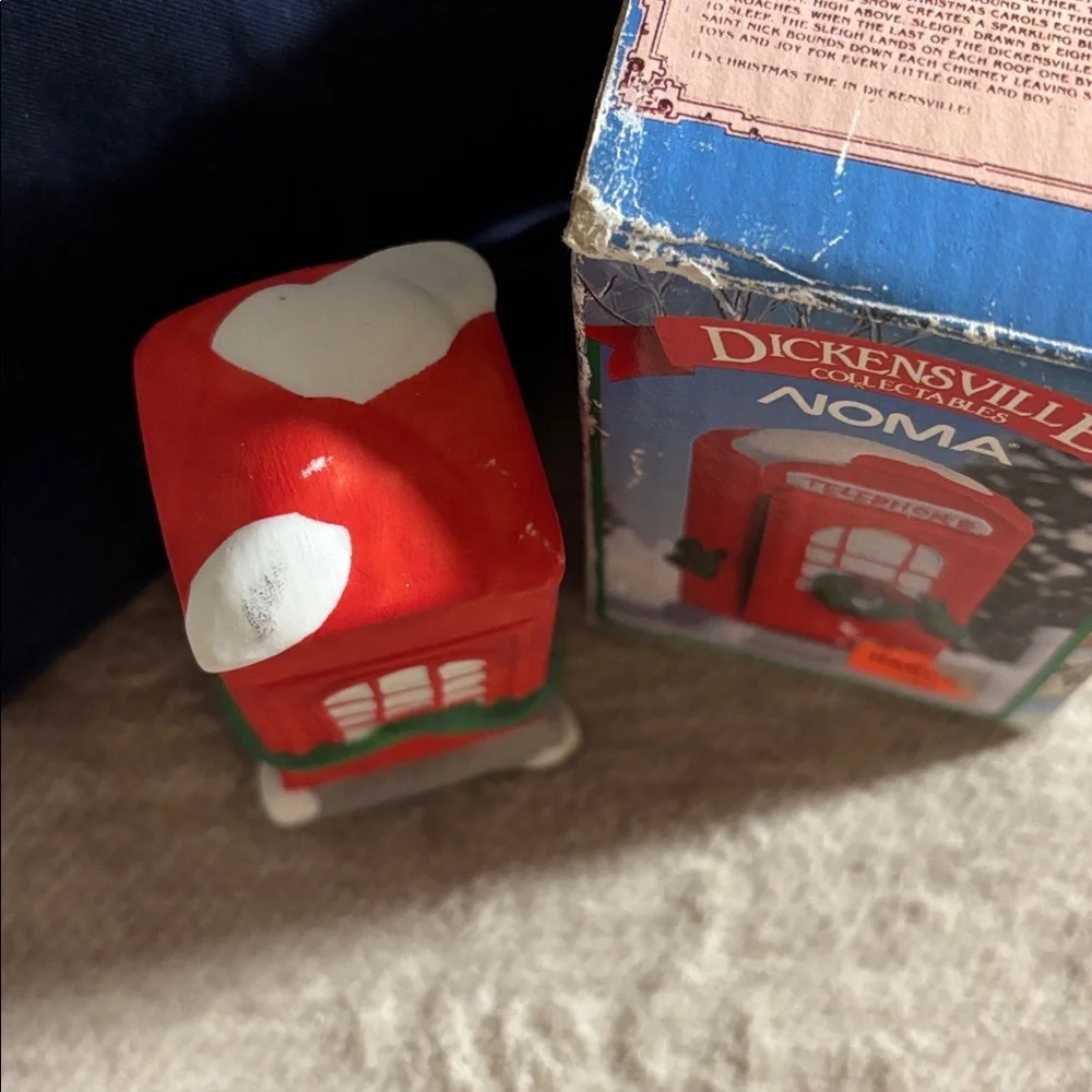 1990 Vintage VTG Dickensville Christmas Village RED Telephone Booth Figure